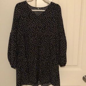 B&W long sleeve polka dot baby doll dress.